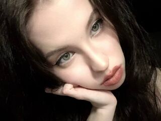 Webcam model RaguelEcker from LiveJasmin