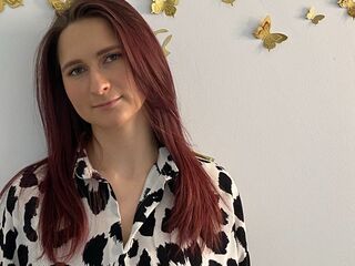 LouraHenigan Porn Show