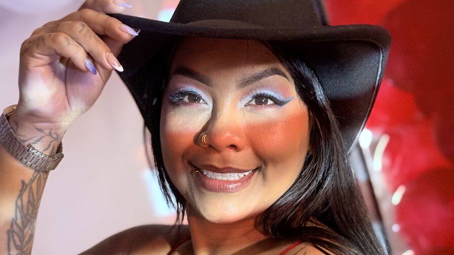 Watch MelodyRay live on shemalefreeporn.net