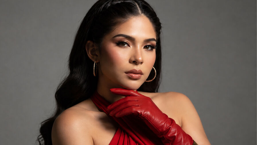 View more of ChloeRojas
