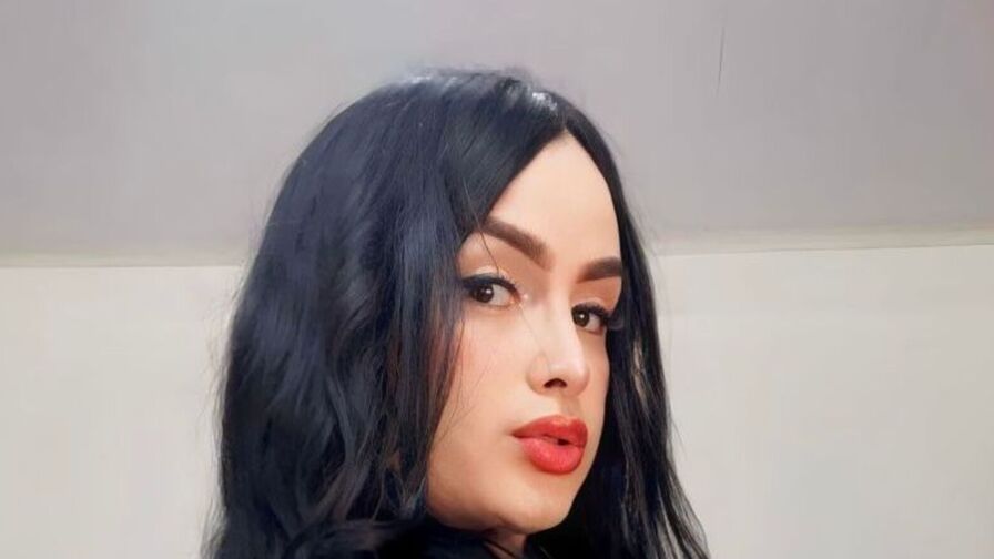 Watch KiaraTwson live on Sex Girls Blend