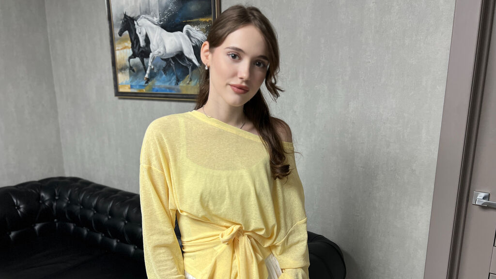 Watch hot flirt model MiaLoiss from LiveJasmin at GirlsOfJasmin