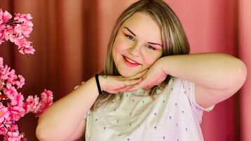 MilaTory webcam show