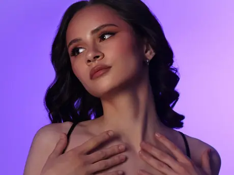 Chat with MartaBrent