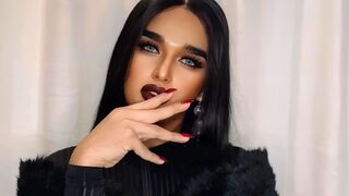 Free Nude LaraBlair