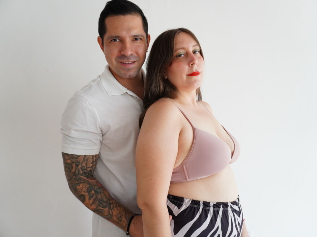 LaraAndJames free chat profile photo