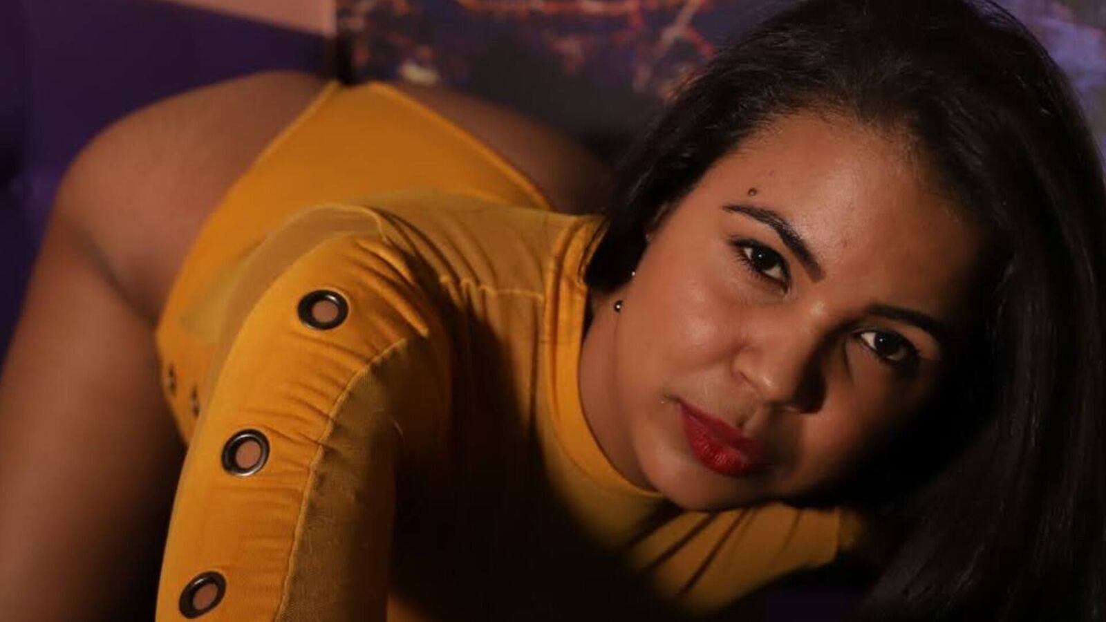 SofiaBurman glamour portrait