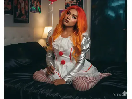 Chat with EbonyBloson