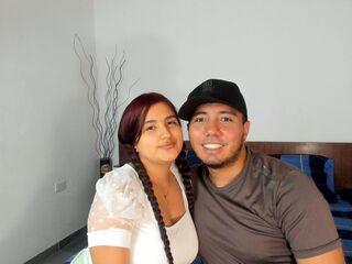 Live Cam Model AshleyandYostin