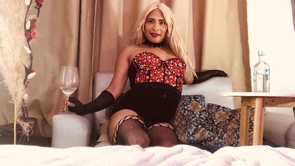 KellySuarez live cam model at LiveJasmin