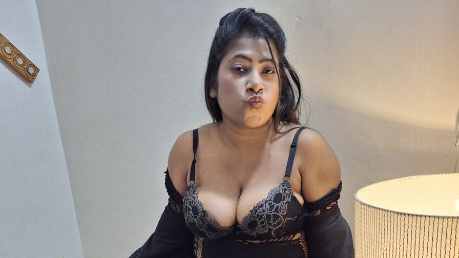 VIP Live Sex Chat with TanzilTabassum
