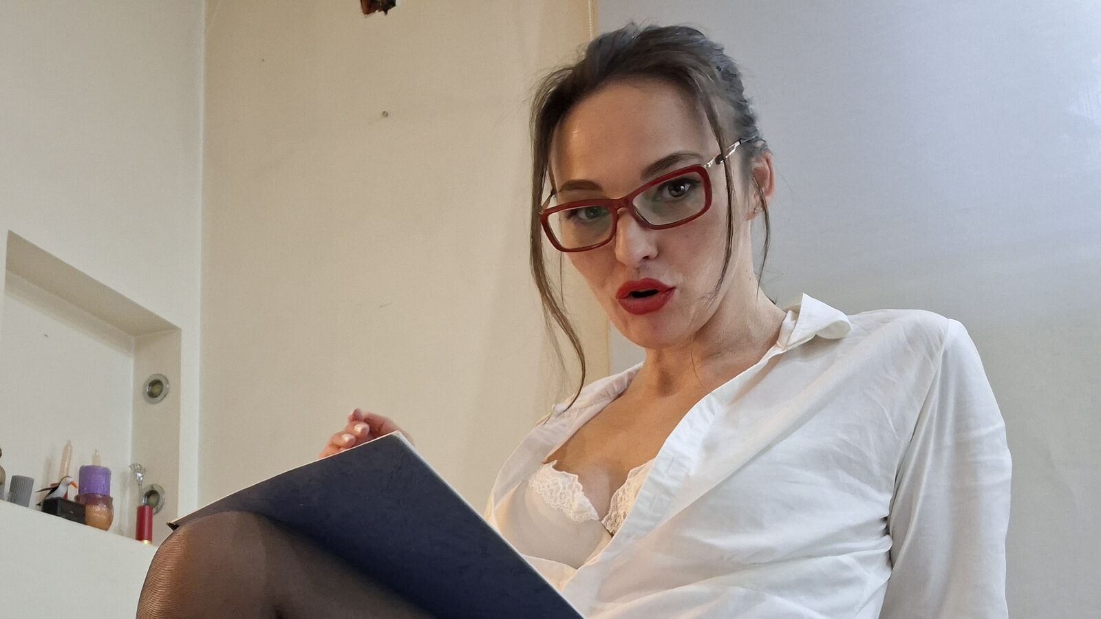 NaomiChris erotic portrait