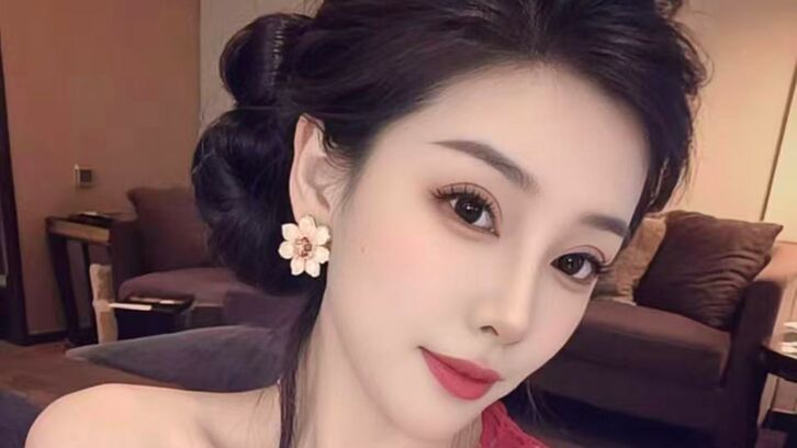 ShuFang live webcam show