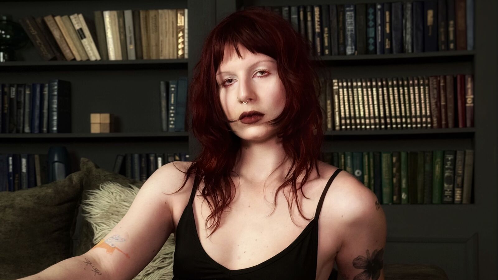 EffieMirell erotic portrait