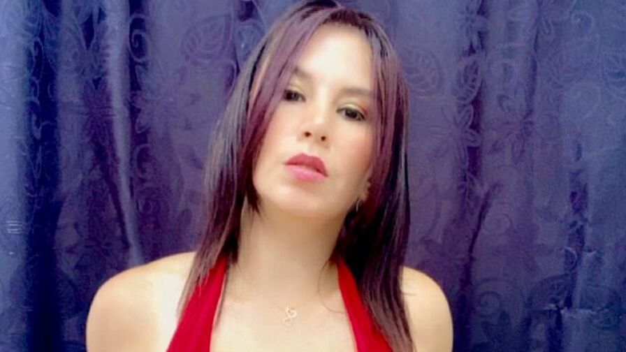 Live Sex Chat with SofiSimon
