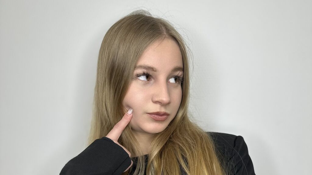 Profile and Statistics for KatherinCervel on LiveJasmin