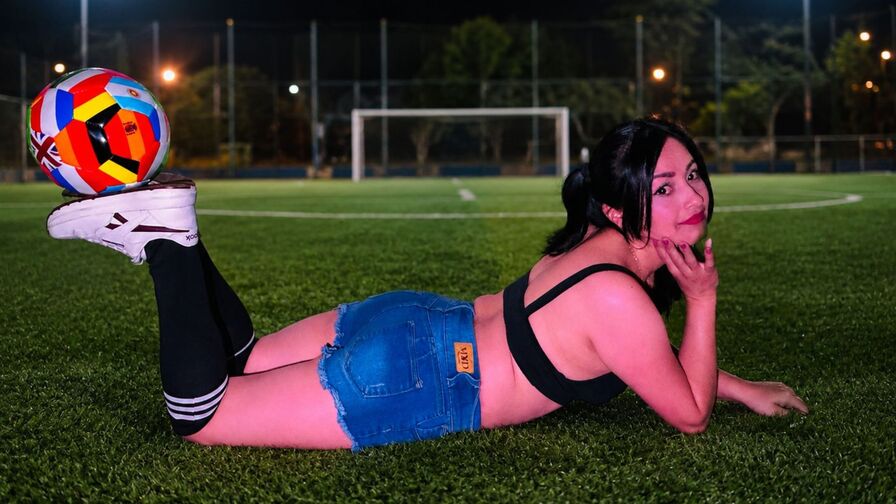 Watch BrendaHunk on RecordedMilf.com