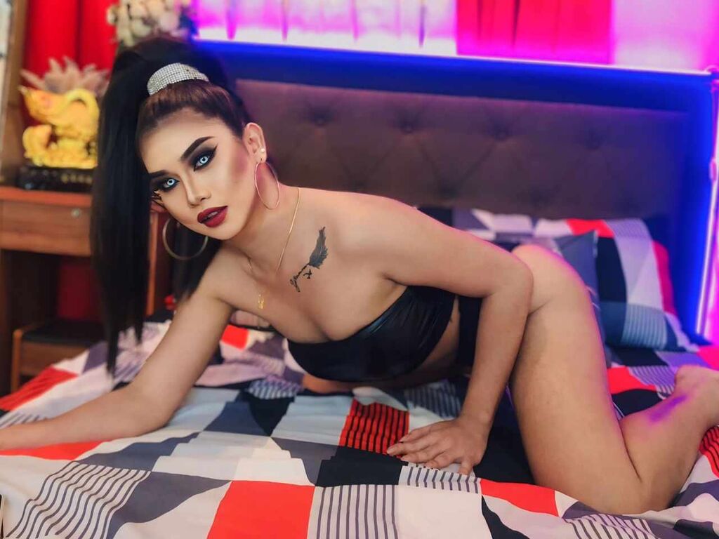 LigayaXasia webcam show