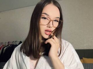 EvelinRace Porn Show