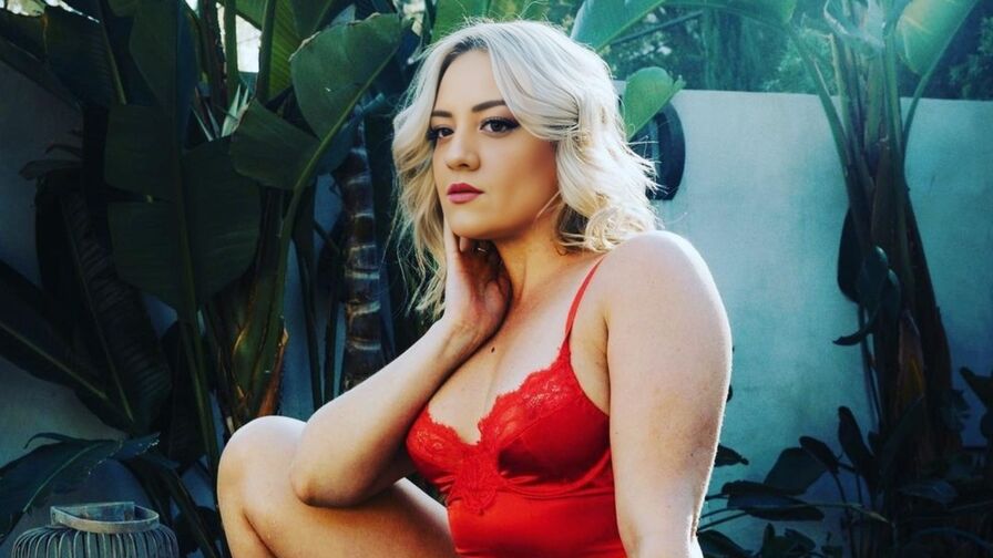Watch DemiAmayah live on thefuckeryco.com