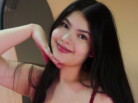 Chat with DalilaSwan