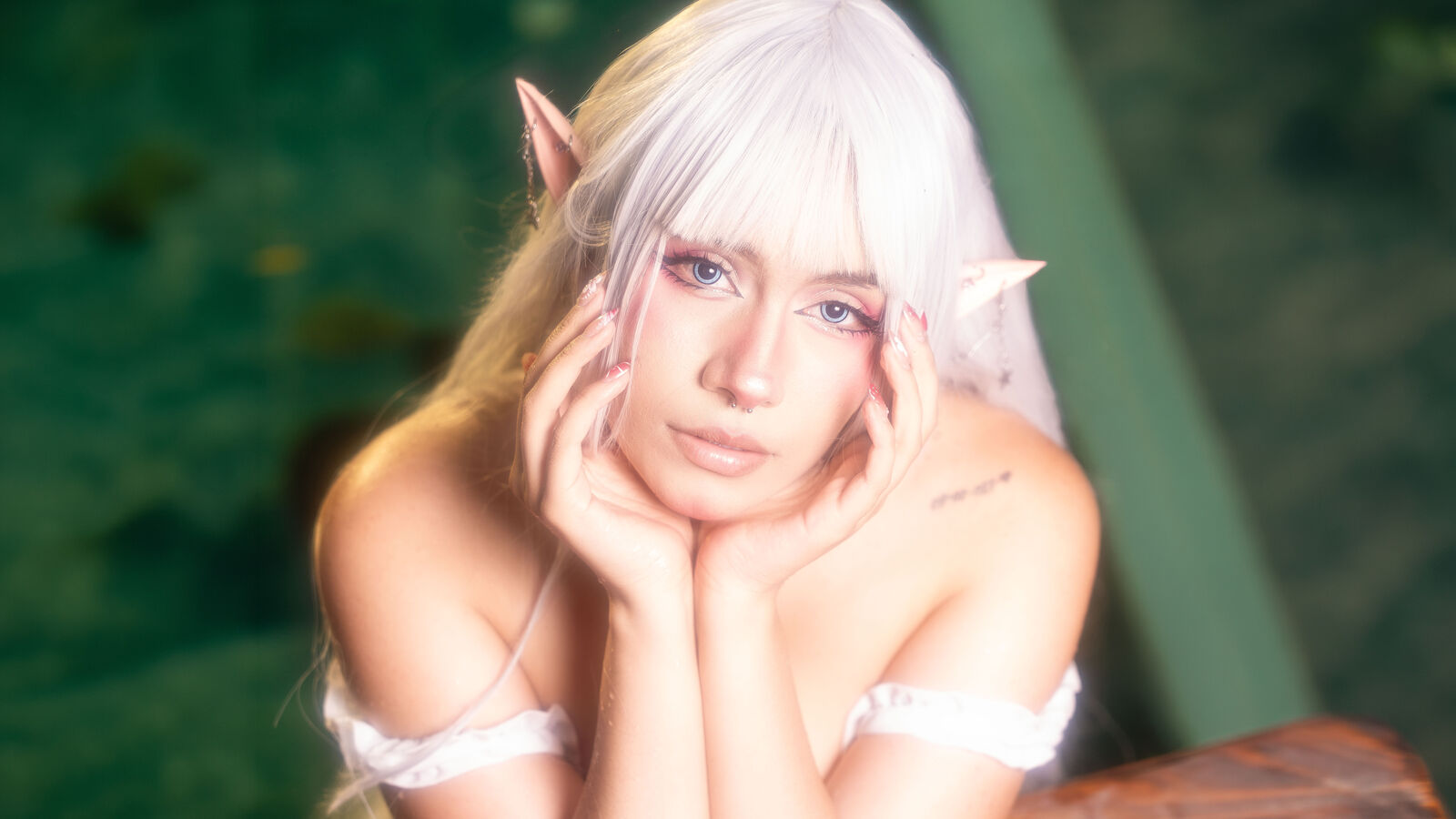 AnneKatara erotic portrait