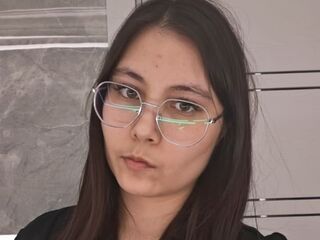 ElisonAvergarden Porn Show