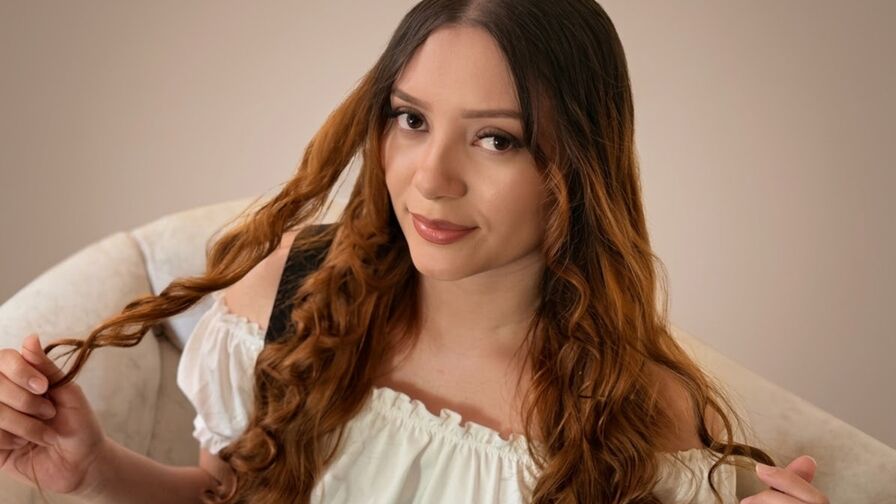 Live Sex Chat with SaraDrew