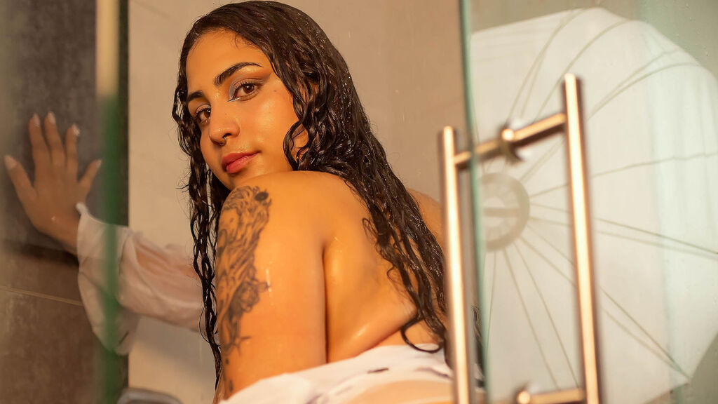 TaylorSwhet live cam model at LiveJasmin