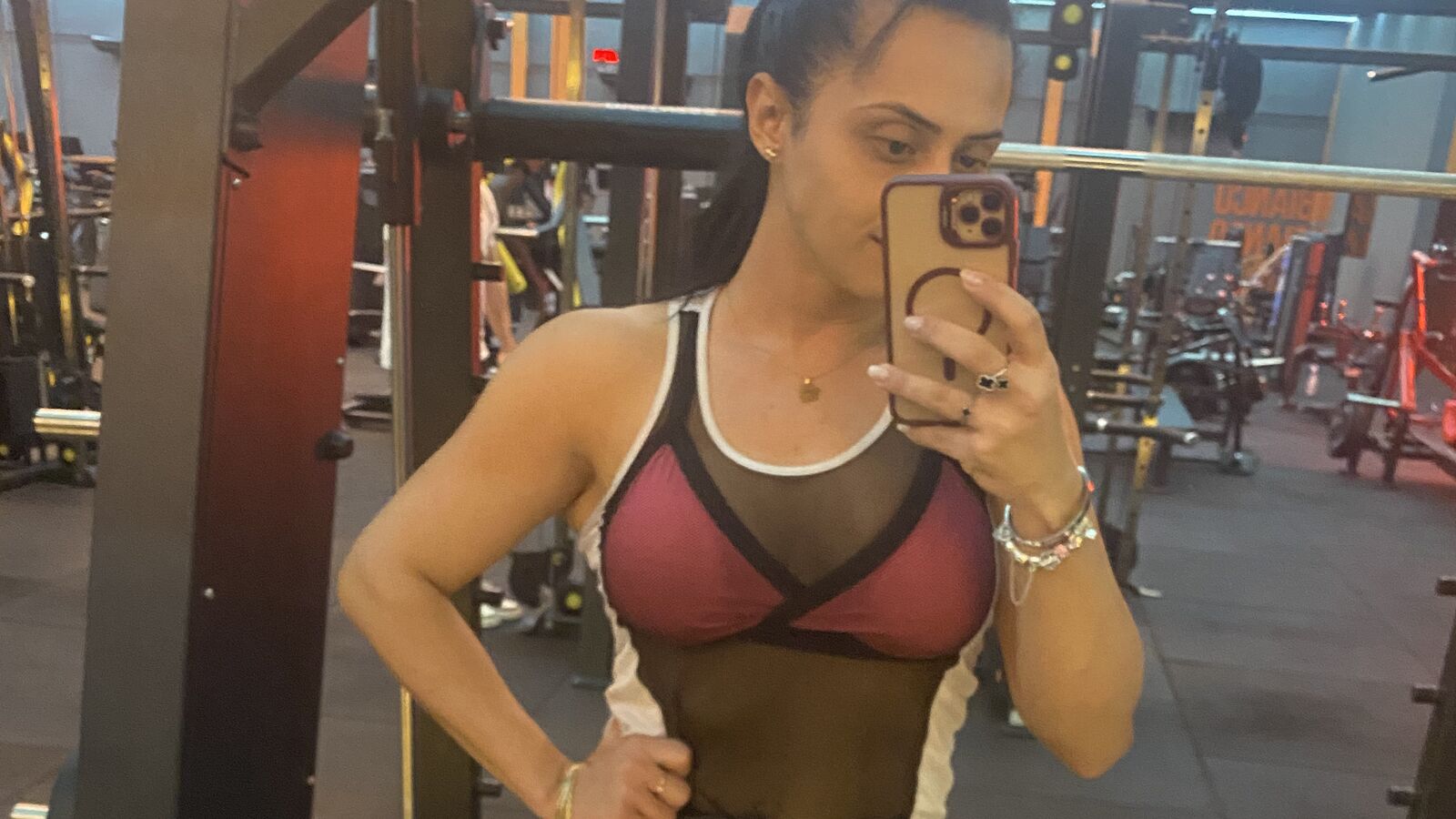RafaelaCamargo glamour portrait