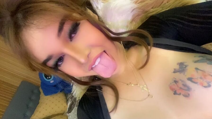 MicaSchneider Live Sex Chat at City Lanz