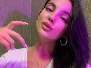 AmelyaSky Latina live cam models