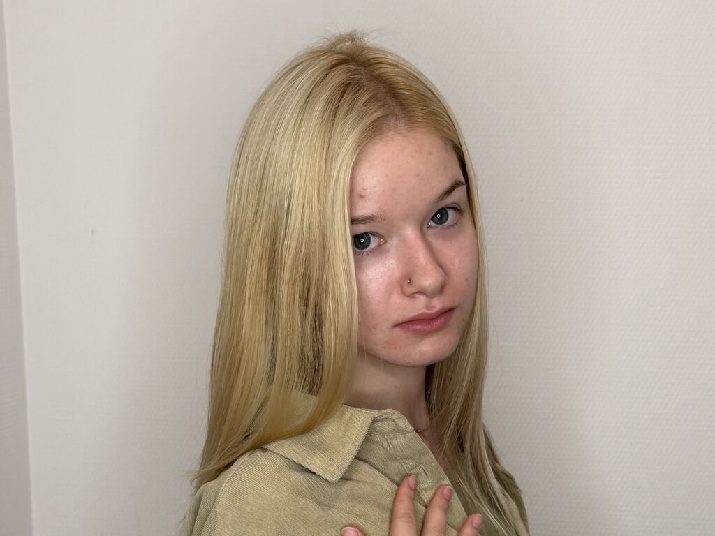 AlenaLeverentz private show profile image