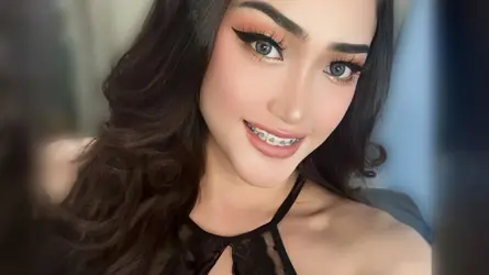 BellaDaza's chat room