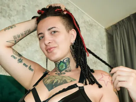 Chat with SelenasJones
