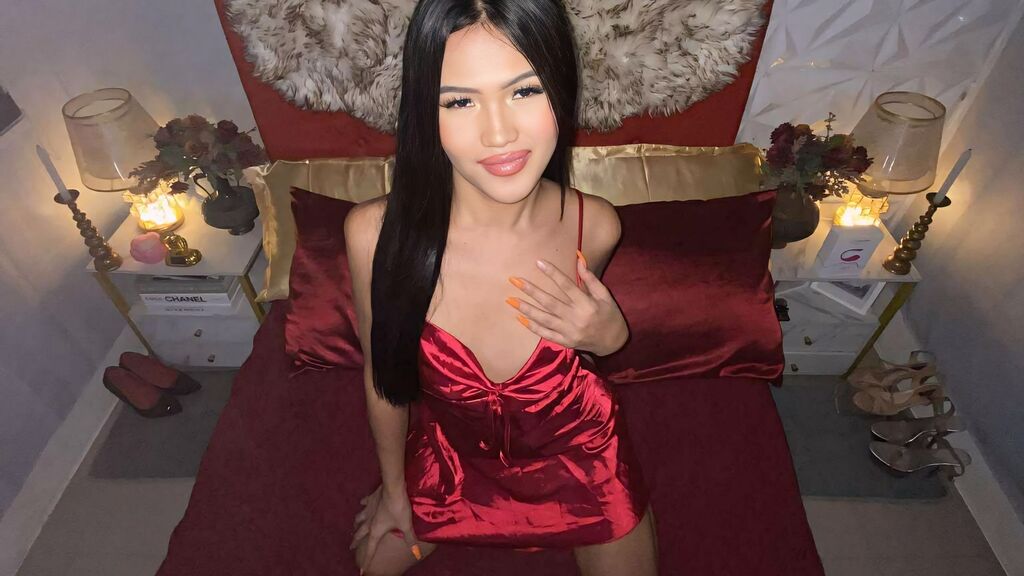 EllaEverhart Live Cam on LiveJasmin