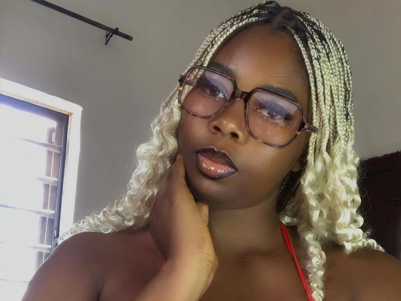 Live cam for NancyPretty