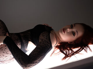 live sex web cam NikaMoyre