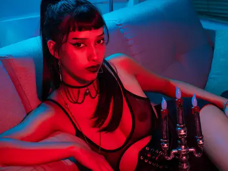 Chat with LilithBrooks