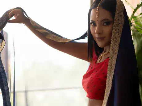 Chat with AnoukChopra