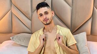LoganBrooks Live Webcam on LiveJasmin