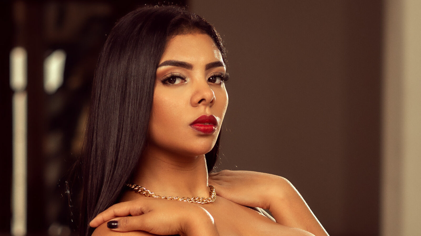 Anieminori erotic portrait