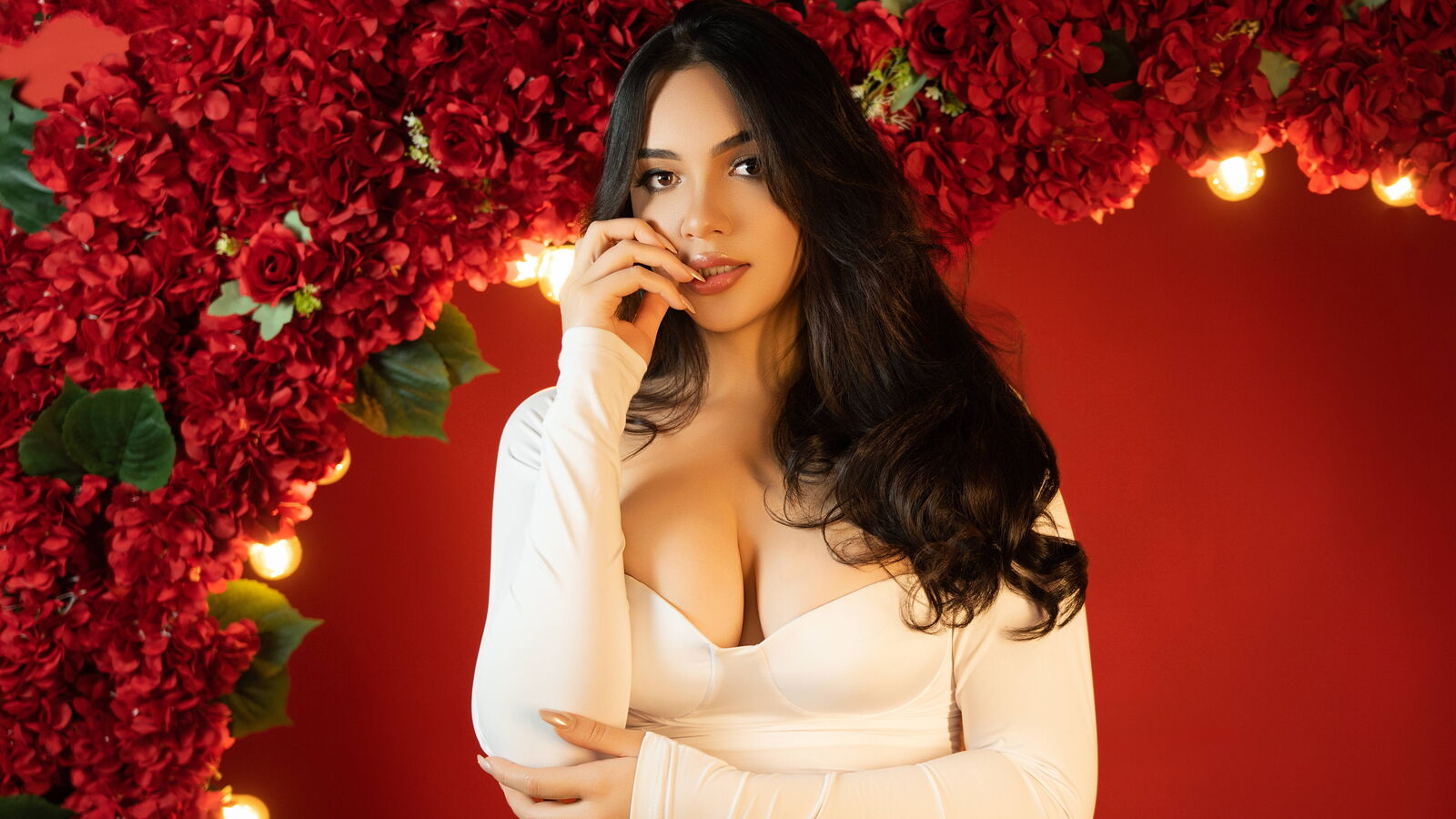 DuainaSnowe erotic portrait