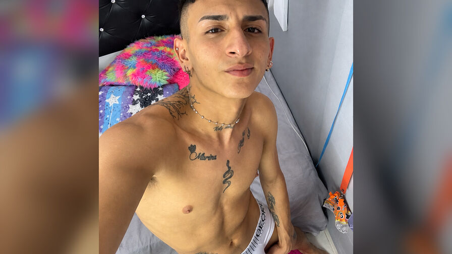 VIP Live Sex Chat with Zaccboy