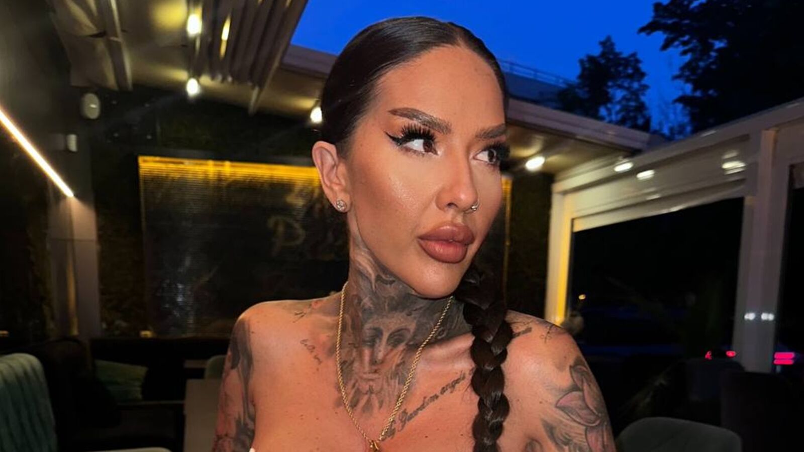 ScarletSavage erotic portrait