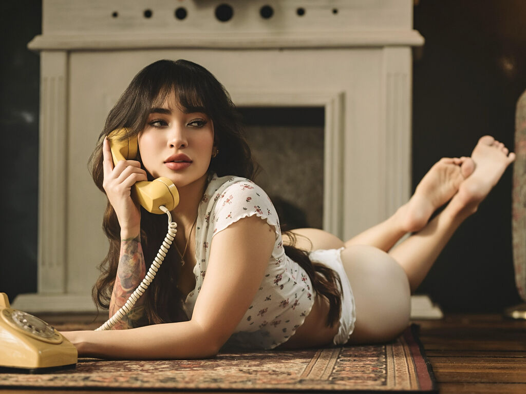 IsabelLior age 27