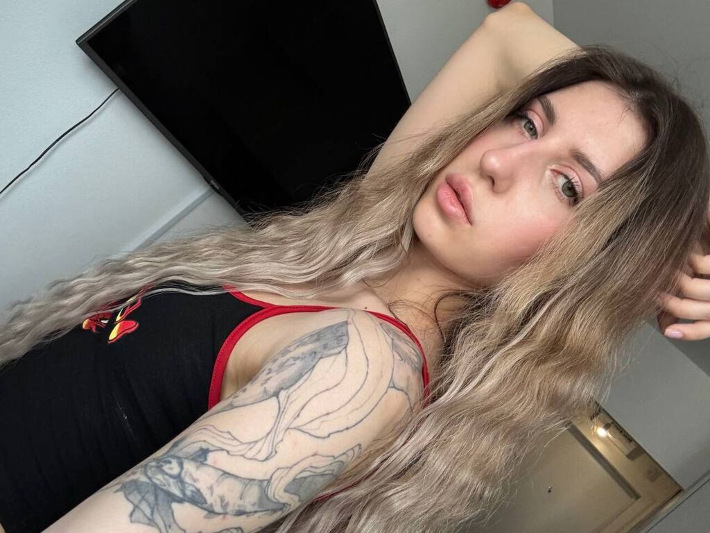 WilonaHiett Nude