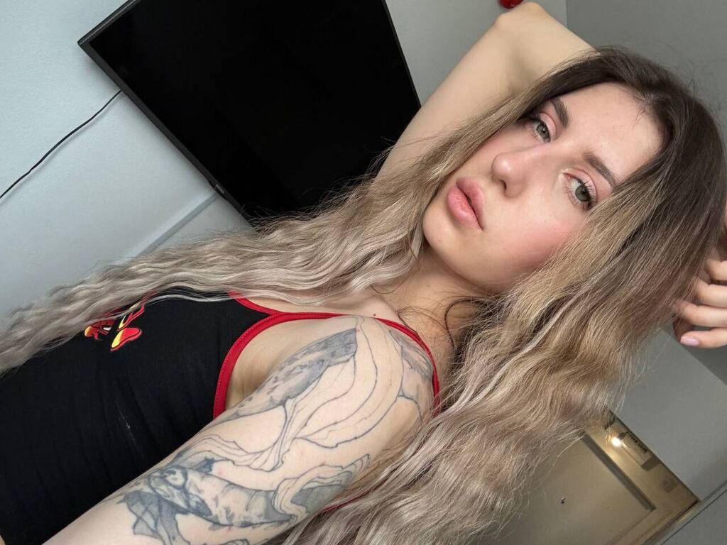 WilonaHiett Nude