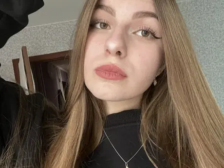 Chat with HolliyCopper