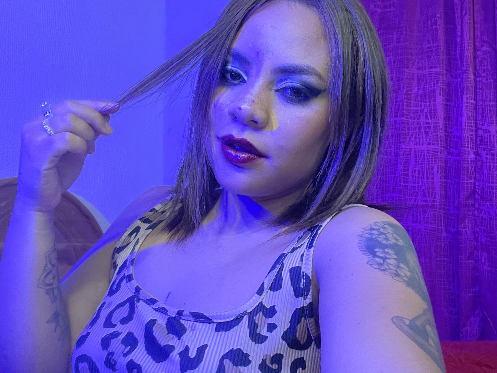 Live cam for MarcelaJons